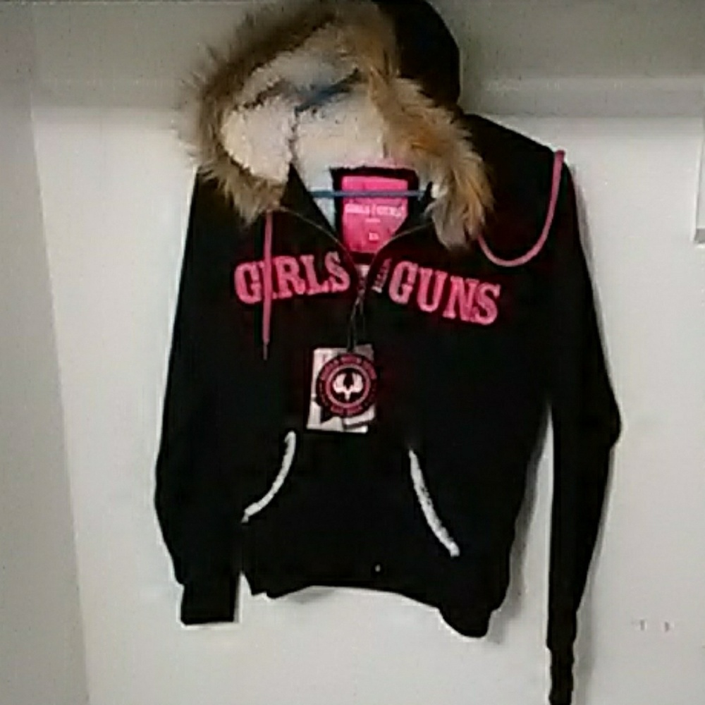 Mossy oak girls with guns fur hoodie